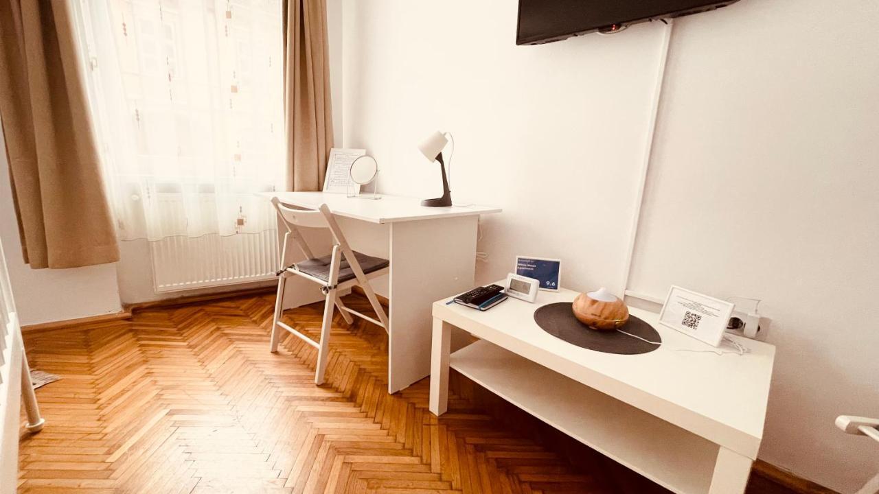 White Moon Apartment Braszów Zewnętrze zdjęcie