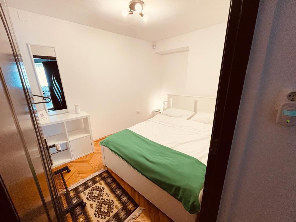 White Moon Apartment Braszów Zewnętrze zdjęcie